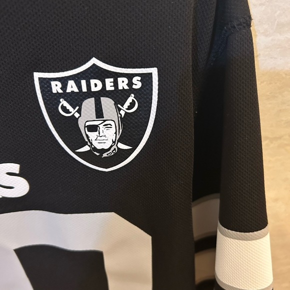 Darrin McFadden Oakland Raiders Black Jersey with Gray Accents - Picture 2 of 8